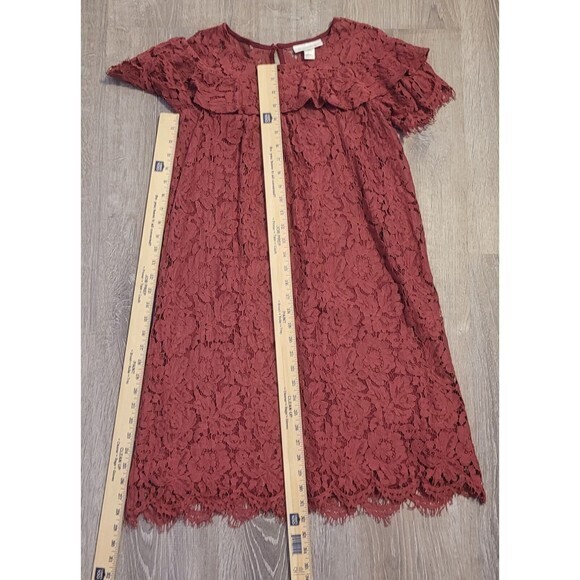 Motherhood Maturity Mauve Boohoo Scalloped Lace Mini Dress Size Small - Picture 9 of 16
